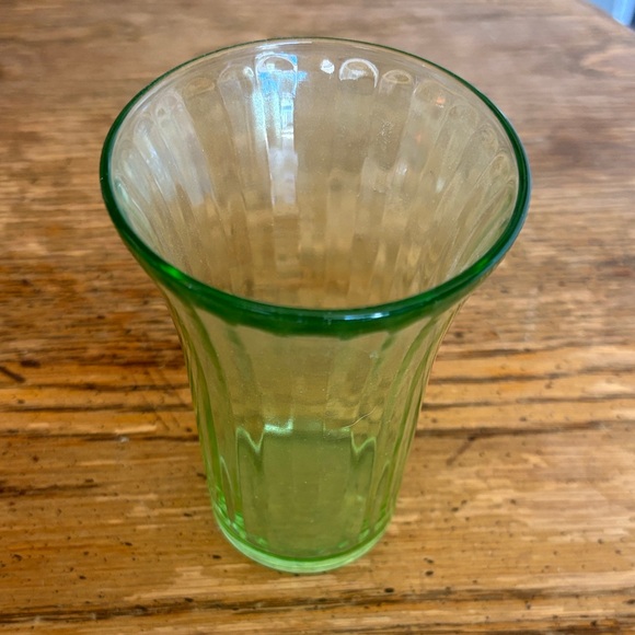 urainium Other - Uranium Glass cup